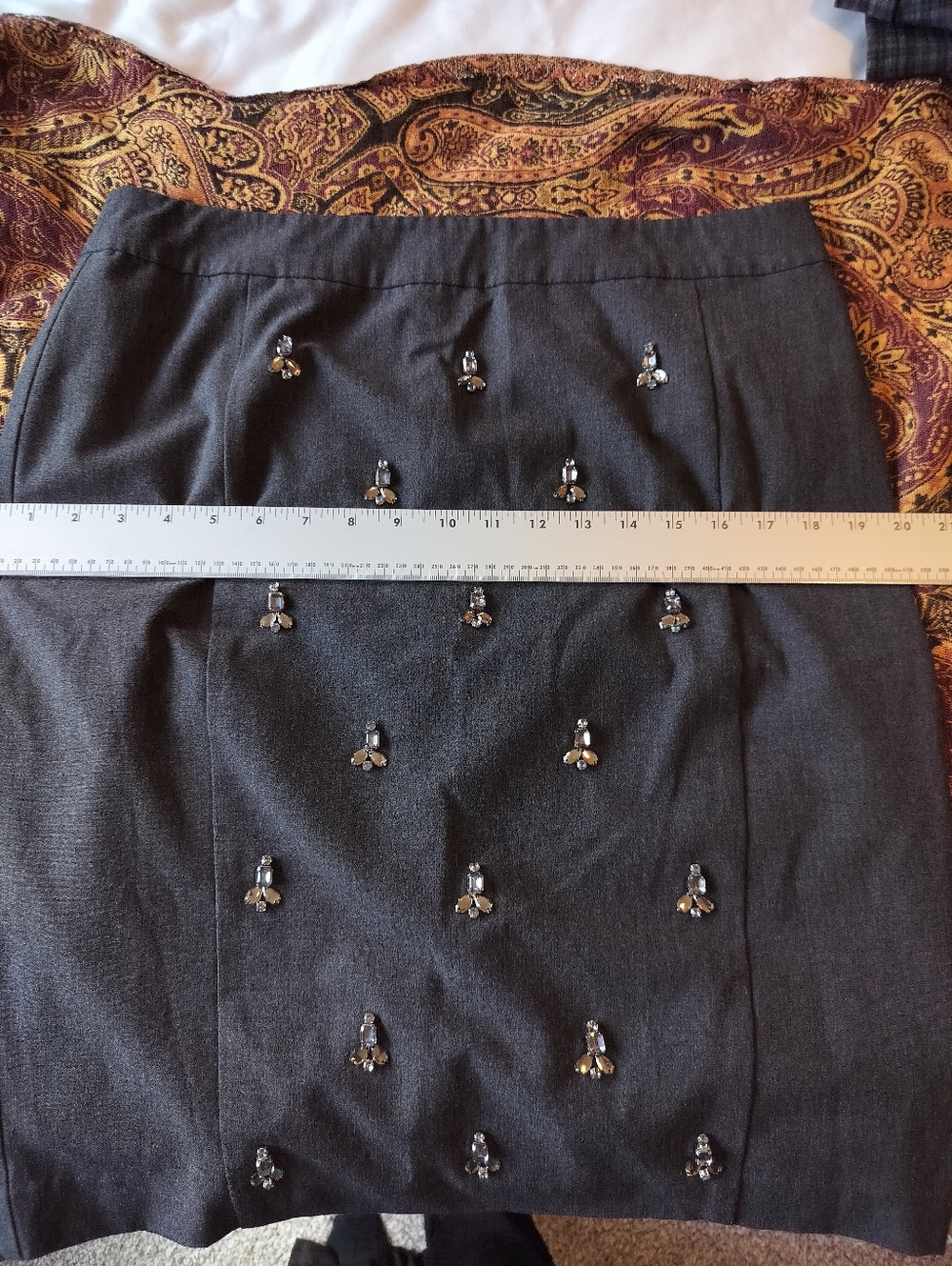 Ann Taylor Women's 12 Charcoal Pencil Skirt with Beaded Accents - Picture 6 of 7